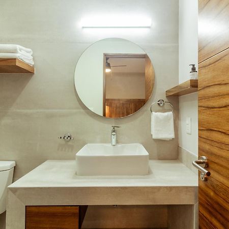 Xoza Hotel Urban Escape Канкун Экстерьер фото