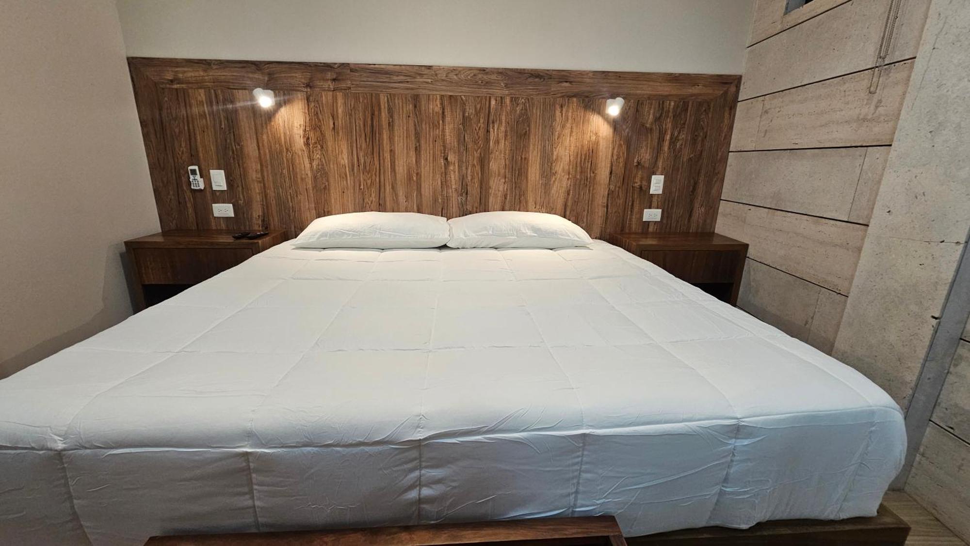 Xoza Hotel Urban Escape Канкун Экстерьер фото