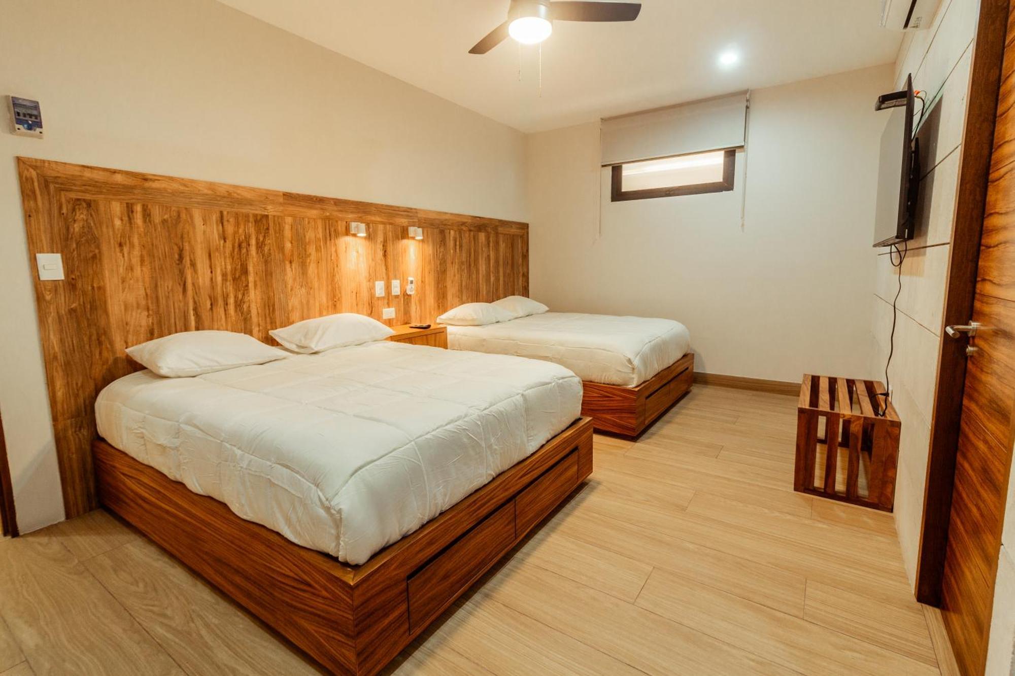 Xoza Hotel Urban Escape Канкун Экстерьер фото